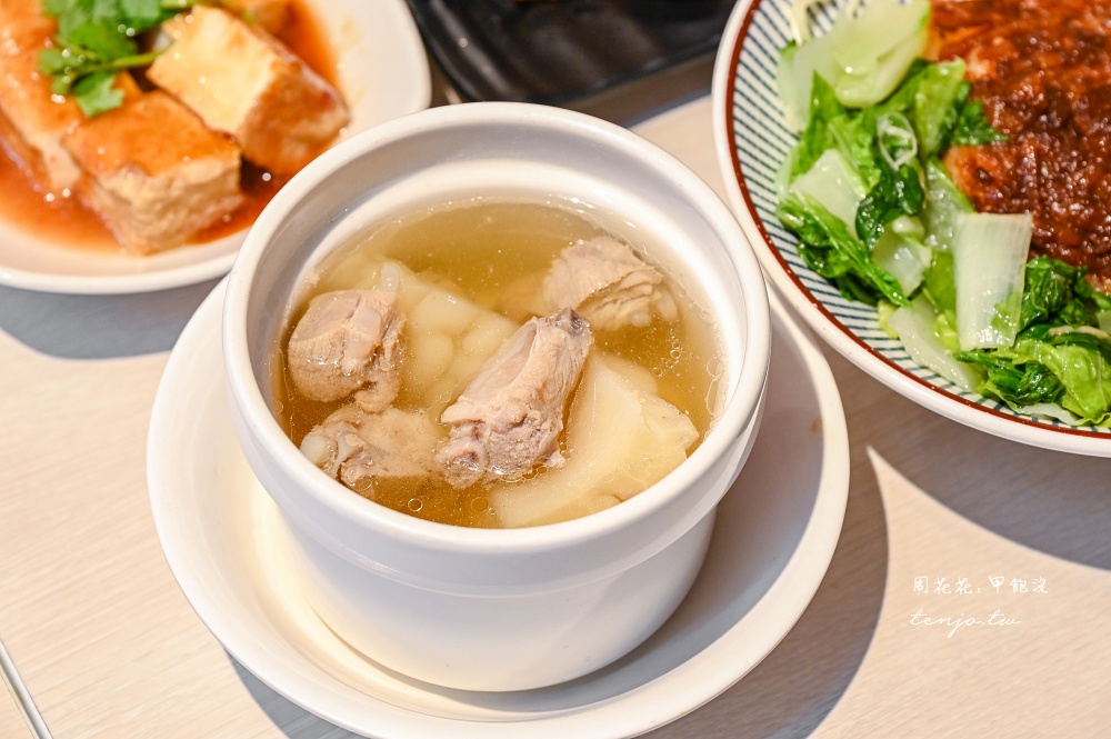 【安居街美食】鬍鬚張iPlus 鬍鬚張員工推薦菜單點法！咖哩炸雞丼飯/醬燒豬丼飯新上市