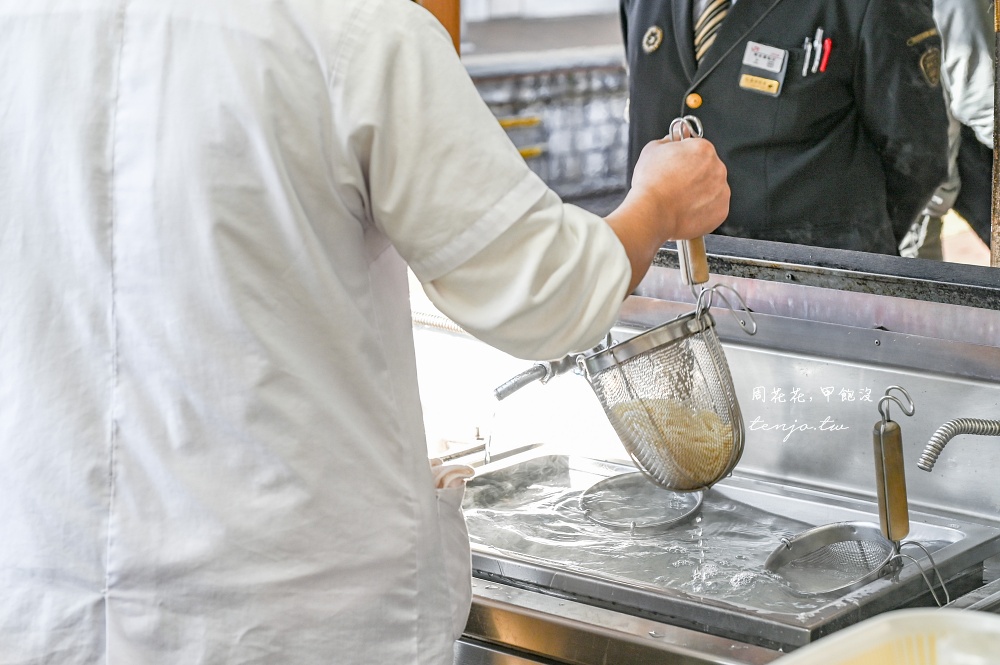 【ぷらっとぴっと】北九州名物雞肉烏龍麵!小倉車站第7、8月台立食烏龍麵便宜好吃推薦 【ぷらっとぴっと】北九州名物雞肉烏龍麵!小倉車站第7、8月台立食烏龍麵便宜好吃推薦