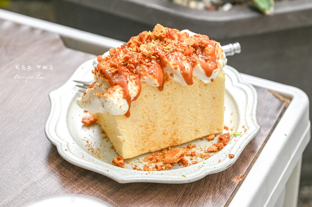 【士林咖啡店】Chüan Chuan Coffee 捲捲咖啡 超好吃肉桂捲巴斯克推薦！戚風蛋糕也厲害