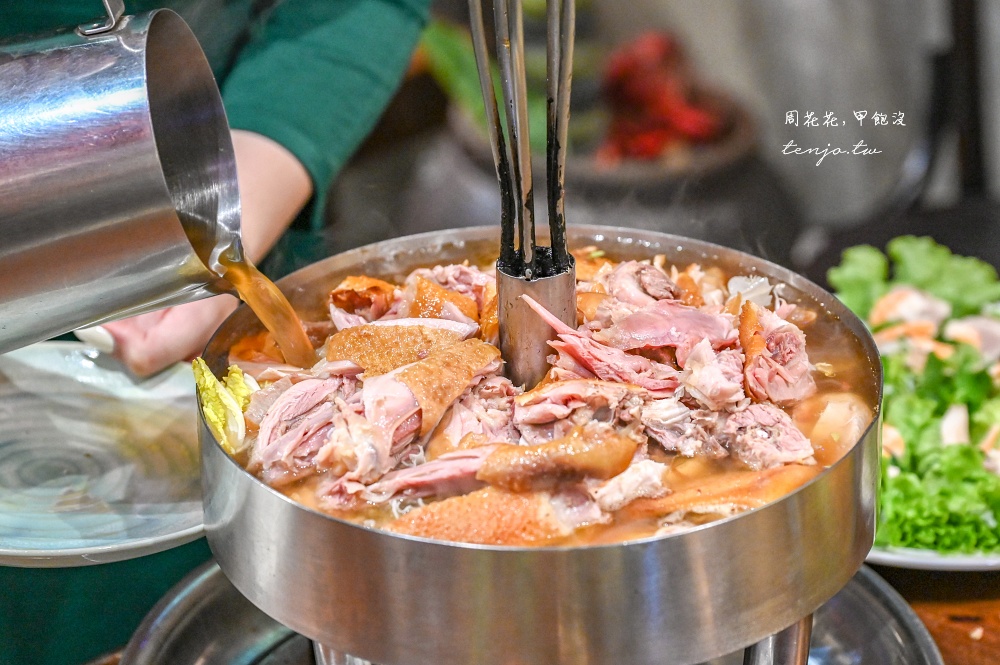 【越南美食推薦】河內+下龍灣美食地圖！米其林推薦餐廳/越式料理海鮮吃到飽/網美咖啡店