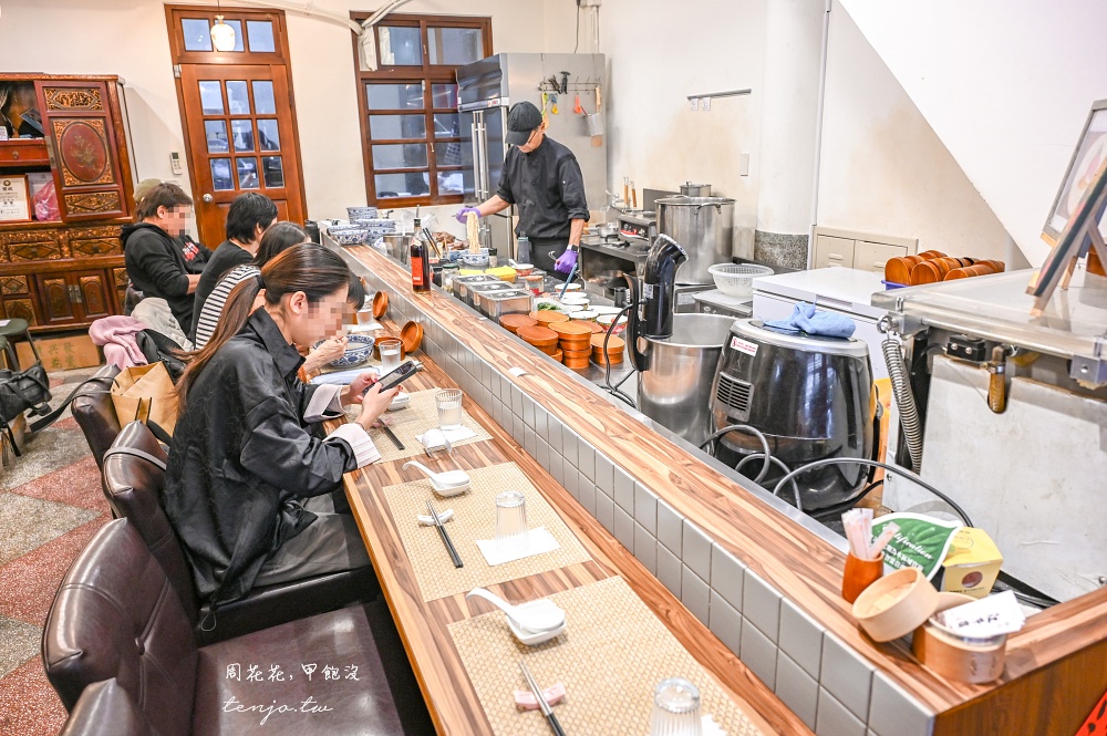 【大稻埕迪化街美食】江牛樓 日本拉麵主廚開的牛肉麵店！米其林推薦美食要先登記候位