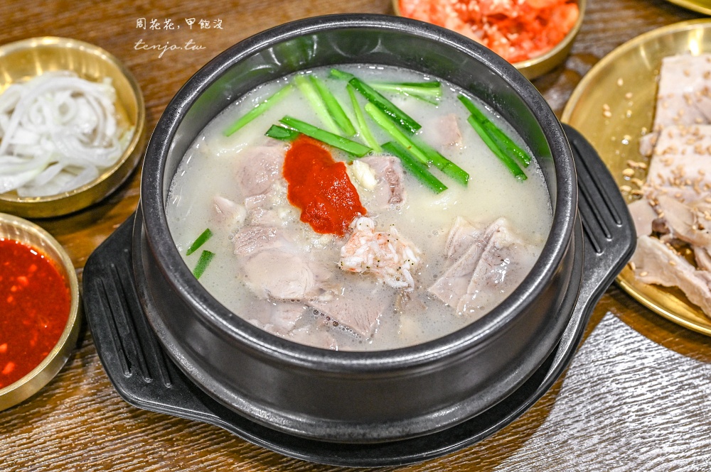 【南京三民美食】釜山湯飯부산국밥 韓國老闆店員料理道地釜山美食！好吃台北韓式湯飯推薦