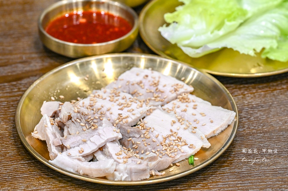 【南京三民美食】釜山湯飯부산국밥 韓國老闆店員料理道地釜山美食！好吃台北韓式湯飯推薦