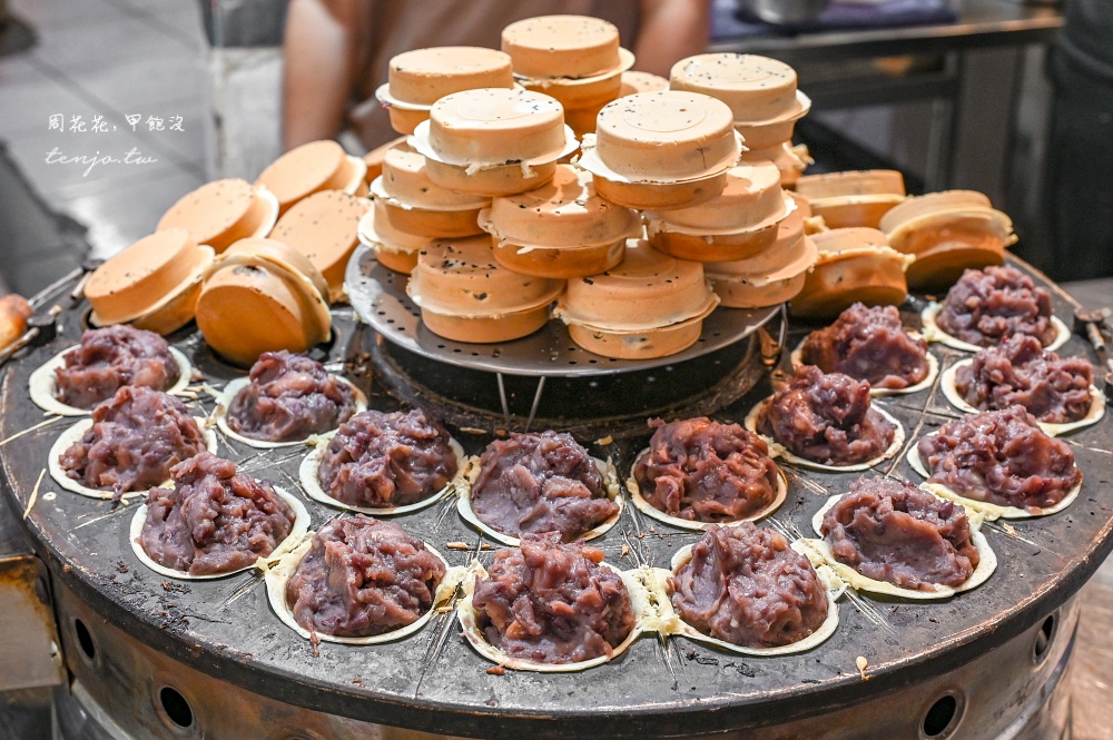 【晴光市場美食小吃】晴光紅豆餅 超爆餡紅豆餅推薦！菜單紅豆奶油蘿蔔絲三種口味都好吃