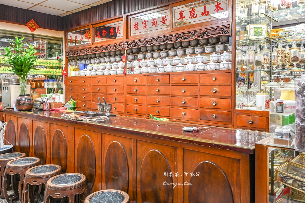 【士林夜市美食小吃推薦】士林堃叔手作糯米腸 中藥行第二代老闆手工糯米腸&藥膳雞湯！