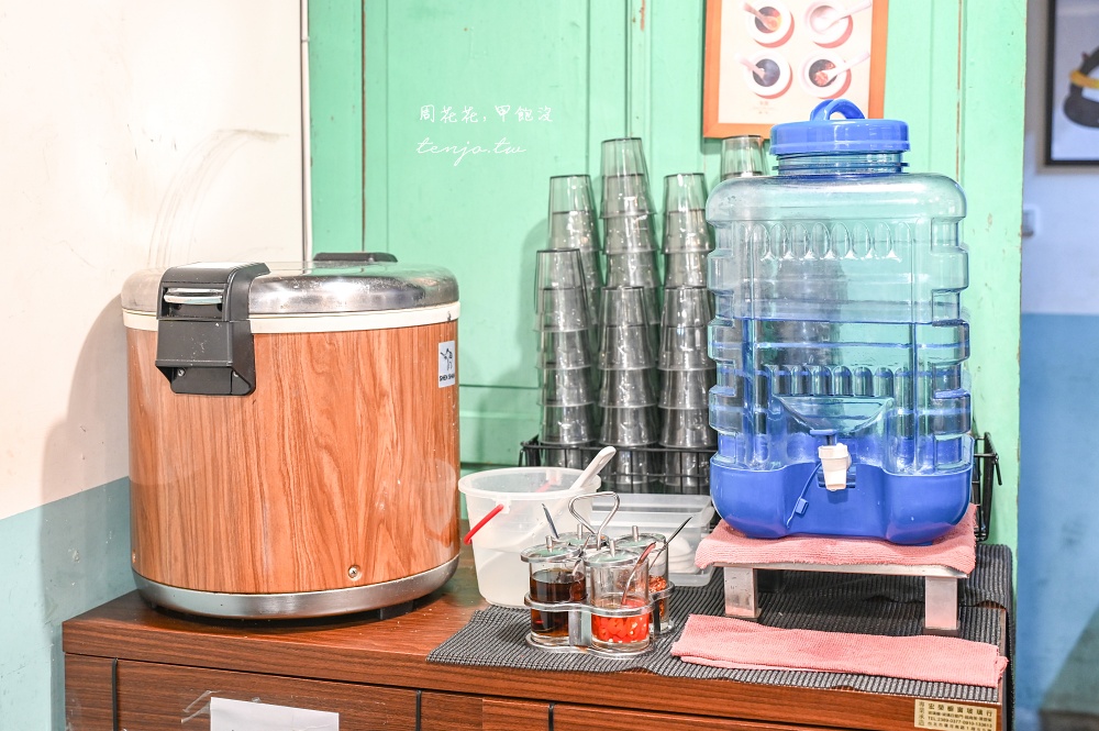 【三重美食】吃麵กินก๋วยเตี๋ยว 泰國老闆賣平價好吃泰式料理！菜單推薦月亮蝦餅椒麻雞船麵