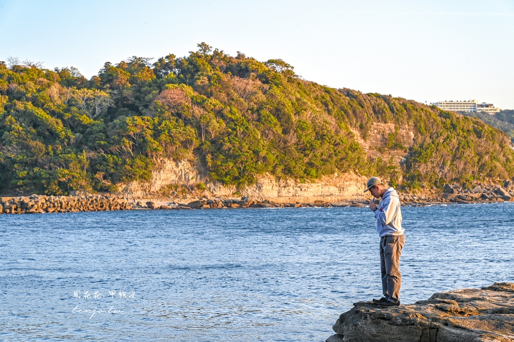 【和歌山白濱景點】圓月島(円月島) 日本夕陽百選+南紀白浜三景!日落在海蝕洞中央超夢幻 【和歌山白濱景點】圓月島(円月島) 日本夕陽百選+南紀白浜三景!日落在海蝕洞中央超夢幻