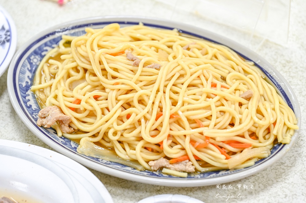 【金山美食餐廳】金包里鴨肉 金山老街人氣最高就這家！平價大份量客人自己端菜到座位上