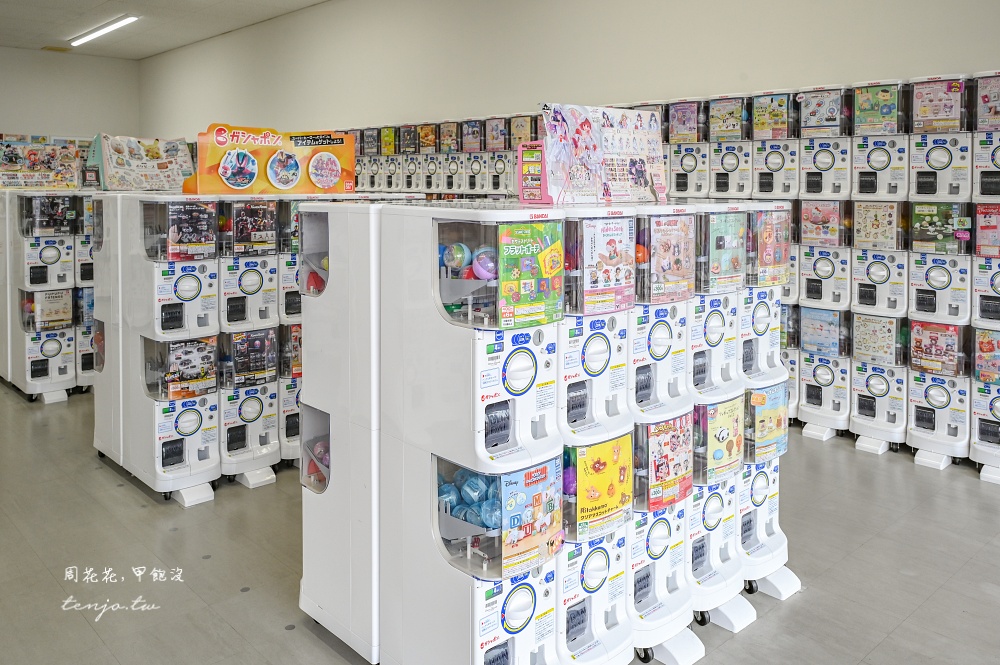 【石垣島景點】石垣島扭蛋店機台超多款式超新！旁邊就是AEON永旺超市還有免費停車場