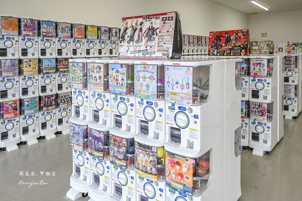 【石垣島景點】石垣島扭蛋店機台超多款式超新！旁邊就是AEON永旺超市還有免費停車場