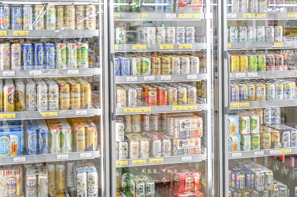 【石垣島美食】知念商會 萬能雜貨店超狂炸雞排飯糰！在地人推薦隱藏版美食高校生最愛