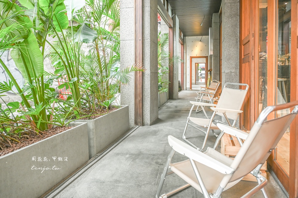 即時熱門文章：【COMPTOIR潮洋行】大稻埕老屋咖啡廳推薦！復古天井複合式空間，戶外座位舒適愜意
