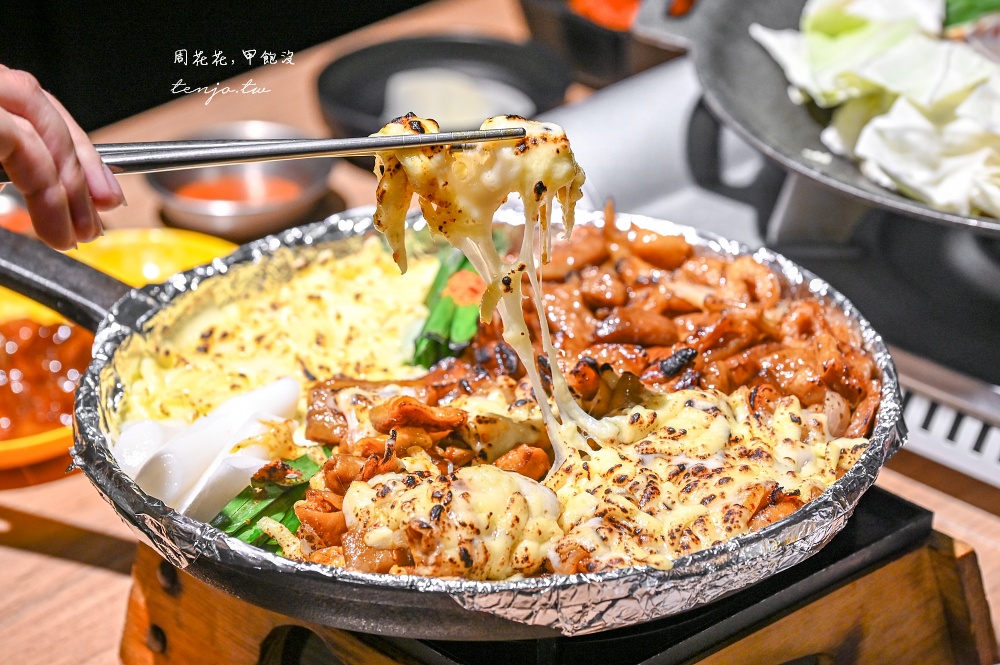 【台北東區美食】小班韓式烤腸敦化店 台灣第一家烤牛腸專賣店!菜單推薦醬蟹燒啤龍捲風 【台北東區美食】小班韓式烤腸敦化店 台灣第一家烤牛腸專賣店!菜單推薦醬蟹燒啤龍捲風