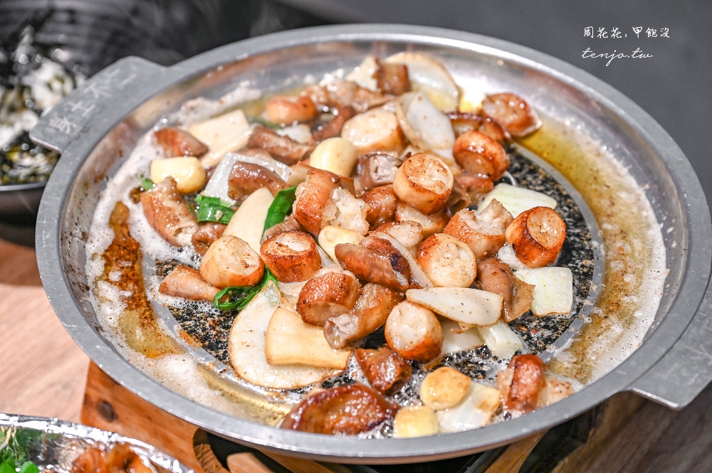 【台北東區美食】小班韓式烤腸敦化店 台灣第一家烤牛腸專賣店！菜單推薦醬蟹燒啤龍捲風