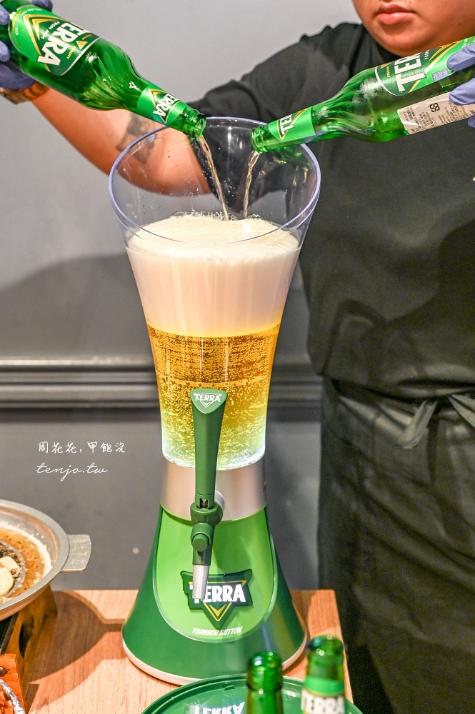 【台北東區美食】小班韓式烤腸敦化店 台灣第一家烤牛腸專賣店!菜單推薦醬蟹燒啤龍捲風 【台北東區美食】小班韓式烤腸敦化店 台灣第一家烤牛腸專賣店!菜單推薦醬蟹燒啤龍捲風