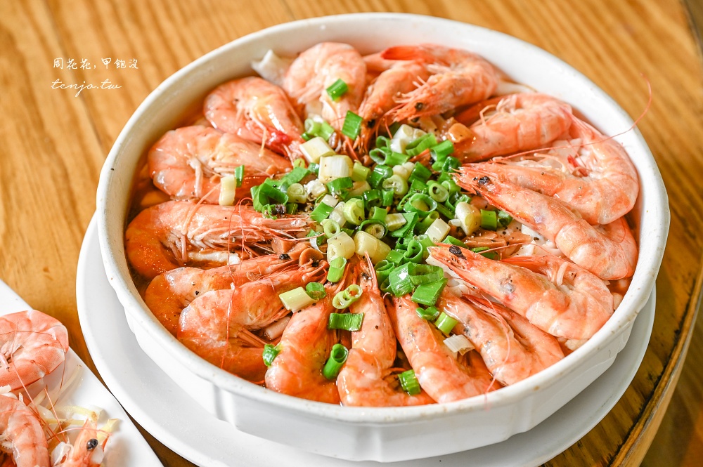 【五股凌雲路美食】碧瑤山莊 觀音山土雞城推薦！小木屋庭園餐廳平價菜單份量大CP值高