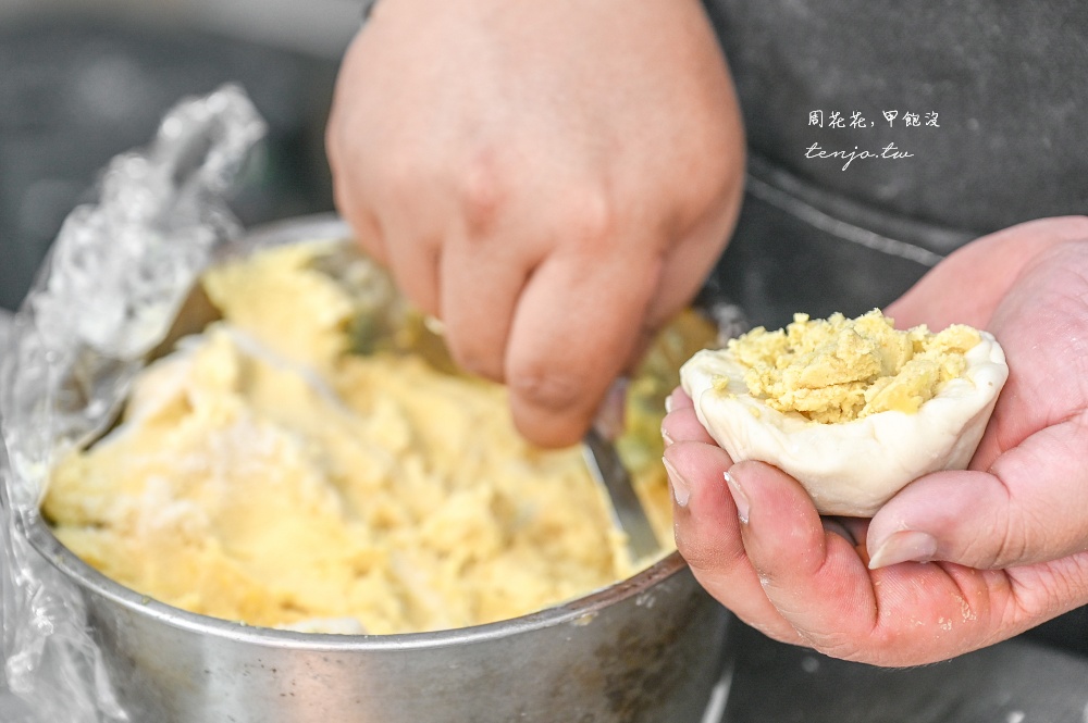 【台北萬華美食推薦】老上海包子萬大店 老麵發酵每天手工製作！饅頭20元起買十送一優惠