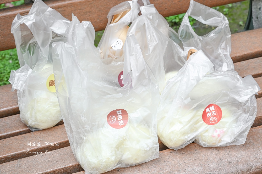 【台北萬華美食推薦】老上海包子萬大店 老麵發酵每天手工製作！饅頭20元起買十送一優惠