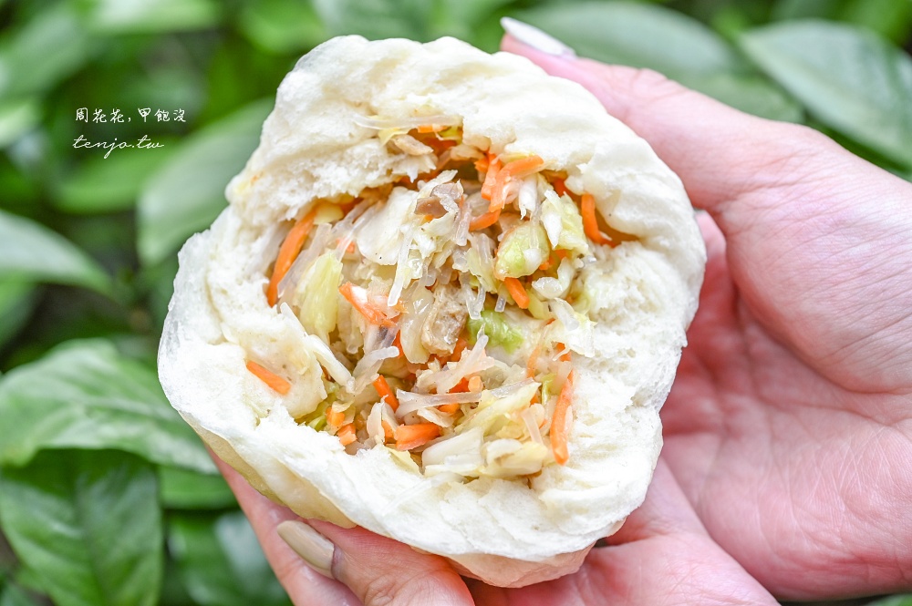 【台北萬華美食推薦】老上海包子萬大店 老麵發酵每天手工製作！饅頭20元起買十送一優惠