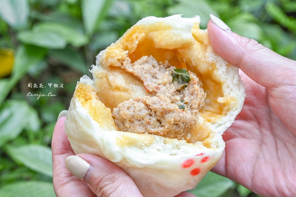 【台北萬華美食推薦】老上海包子萬大店 老麵發酵每天手工製作！饅頭20元起買十送一優惠