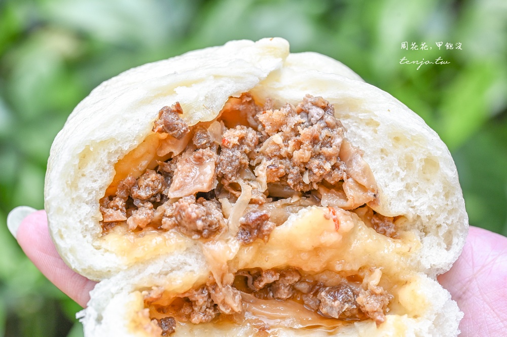 【台北萬華美食推薦】老上海包子萬大店 老麵發酵每天手工製作！饅頭20元起買十送一優惠