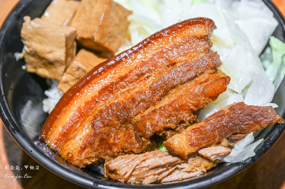 【民生社區美食】老翁家四神湯刈包豬腳飯 名廚詹姆士推薦新東街美食!高人氣評價小吃店 【民生社區美食】老翁家四神湯刈包豬腳飯 名廚詹姆士推薦新東街美食!高人氣評價小吃店