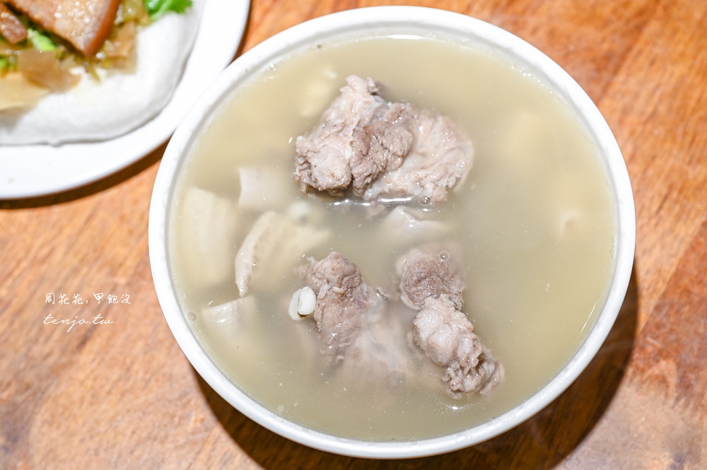 【民生社區美食】老翁家四神湯刈包豬腳飯 名廚詹姆士推薦新東街美食!高人氣評價小吃店 【民生社區美食】老翁家四神湯刈包豬腳飯 名廚詹姆士推薦新東街美食!高人氣評價小吃店