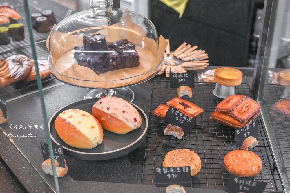 【中山國中咖啡】Moon Baking studio松山店 好吃自家烘焙麵包店！菜單推薦必點紅豆圓法