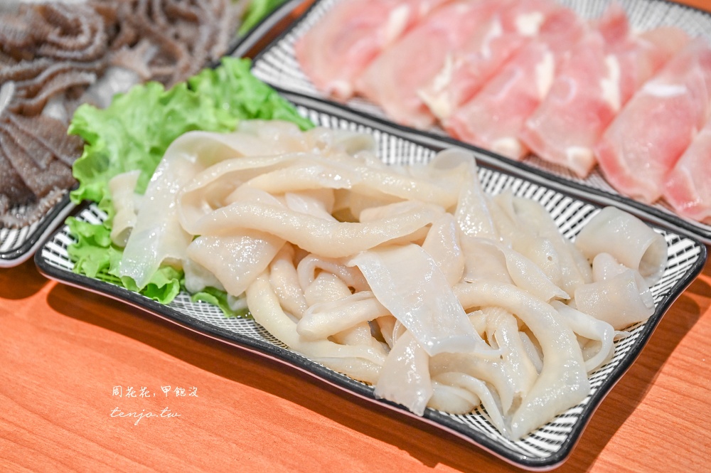 【新店美食推薦】姐夫重慶串串鍋總店 老闆是四川重慶人！一串12元麻辣鍋口味道地超好吃