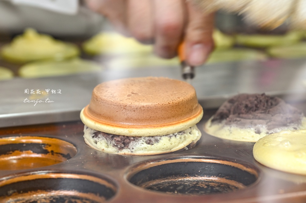 【松江南京美食】四平車輪餅 菜單口味超過30種！融合日式蛋糕皮作法蓬鬆綿密好吃推薦