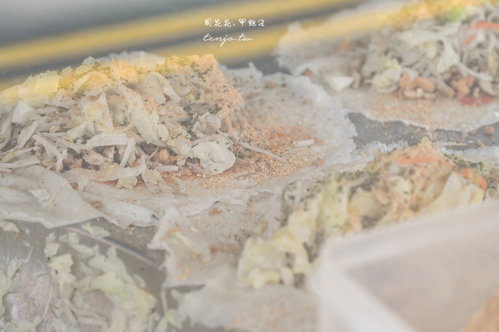 【新竹城隍廟美食】阿瑛潤餅 七種配料大潤餅只要45元！人氣排隊小吃平價好吃CP值高