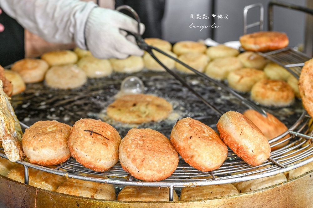 【師大美食推薦】溫州街蘿蔔絲餅達人 50年老店超人氣排隊小吃！料多實在一顆只要40元