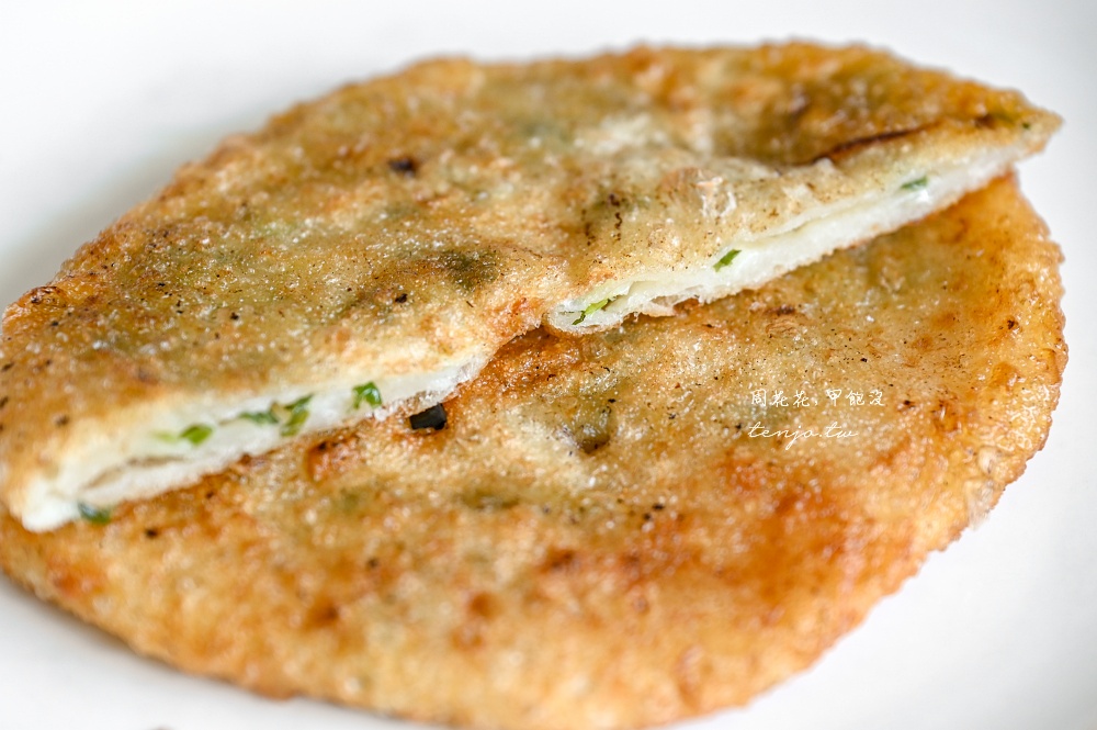 【師大美食推薦】溫州街蘿蔔絲餅達人 50年老店超人氣排隊小吃！料多實在一顆只要40元