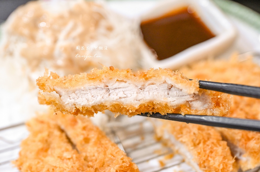 【晴光市場美食推薦】築本屋農安店 豬排定食只要199元！內用免費續白飯高麗菜絲吃到飽