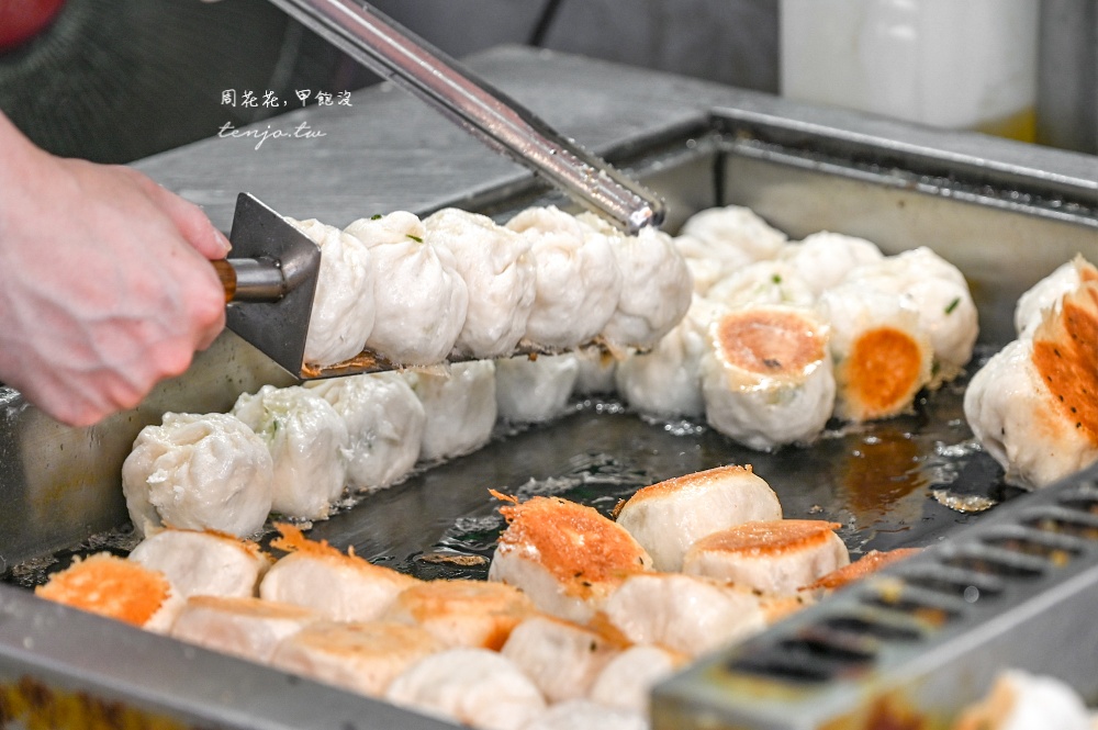 即時熱門文章：【三重美食小吃】信義公園旁水煎包 8元水煎包便宜好吃！早餐午餐晚餐下午茶點心都推薦