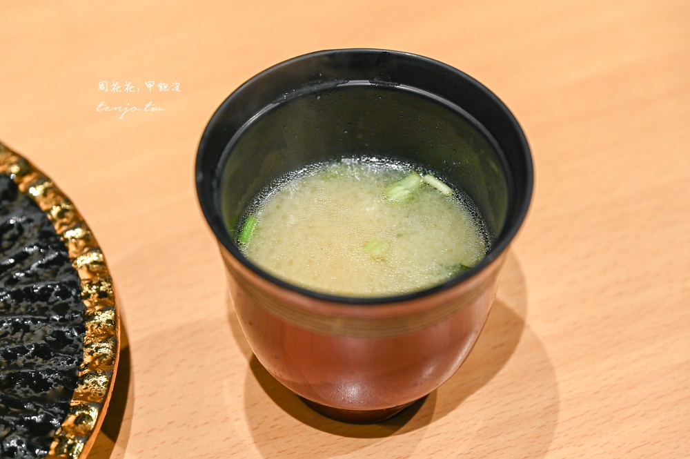 【萬華美食推薦】忻鮨壽司 台北無菜單日本料理推薦只要1480元！海膽鮑魚鮪魚大腹全吃到