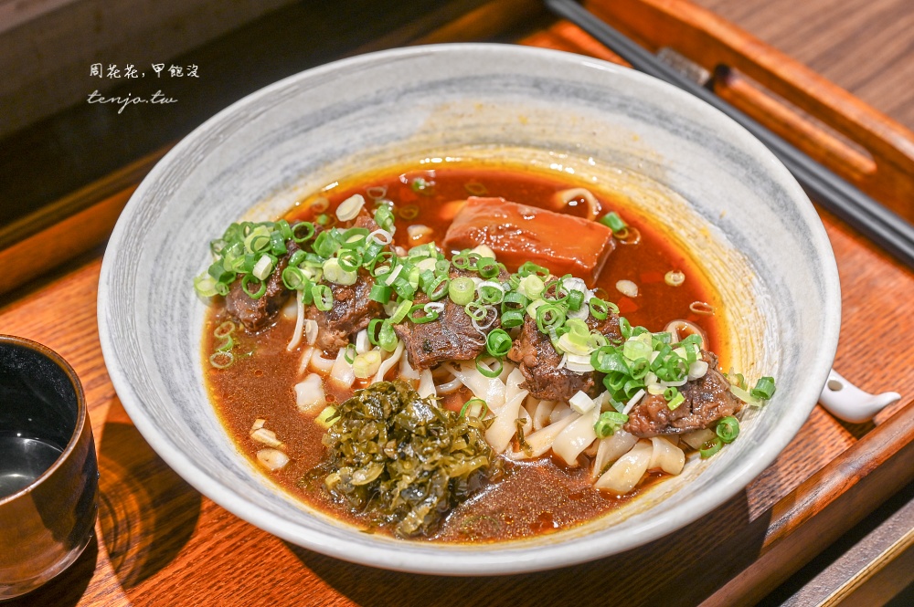 【東門美食推薦】來了就吃 牛肉麵節金牌得主！菜單初來乍到雞腿麵也好吃近永康街商圈