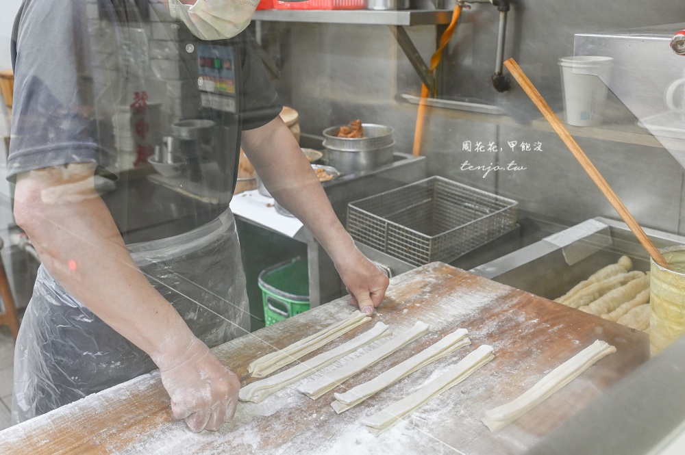 【士林天母美食】江家牛肉麵永和豆漿 老饕推薦菜單必點三合一!早餐下午茶宵夜都能吃 【士林天母美食】江家牛肉麵永和豆漿 老饕推薦菜單必點三合一!早餐下午茶宵夜都能吃