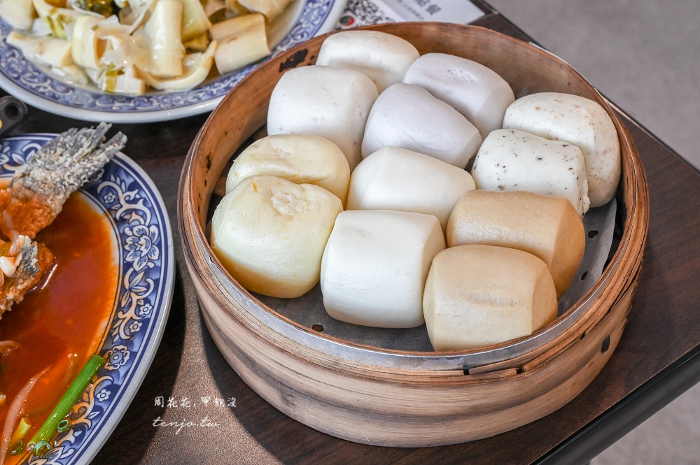 【板橋美食推薦】呷雞啦餐館 青菜園第三代開的分店!免上陽明山就能吃到白斬雞炒青菜 【板橋美食推薦】呷雞啦餐館 青菜園第三代開的分店!免上陽明山就能吃到白斬雞炒青菜