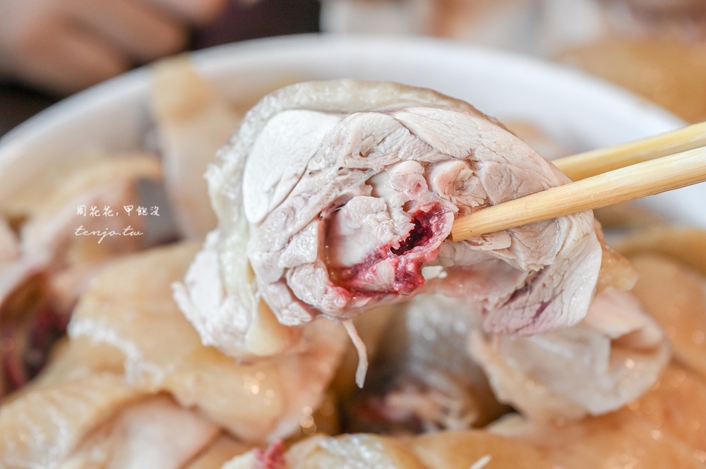 【板橋美食推薦】呷雞啦餐館 青菜園第三代開的分店!免上陽明山就能吃到白斬雞炒青菜 【板橋美食推薦】呷雞啦餐館 青菜園第三代開的分店!免上陽明山就能吃到白斬雞炒青菜