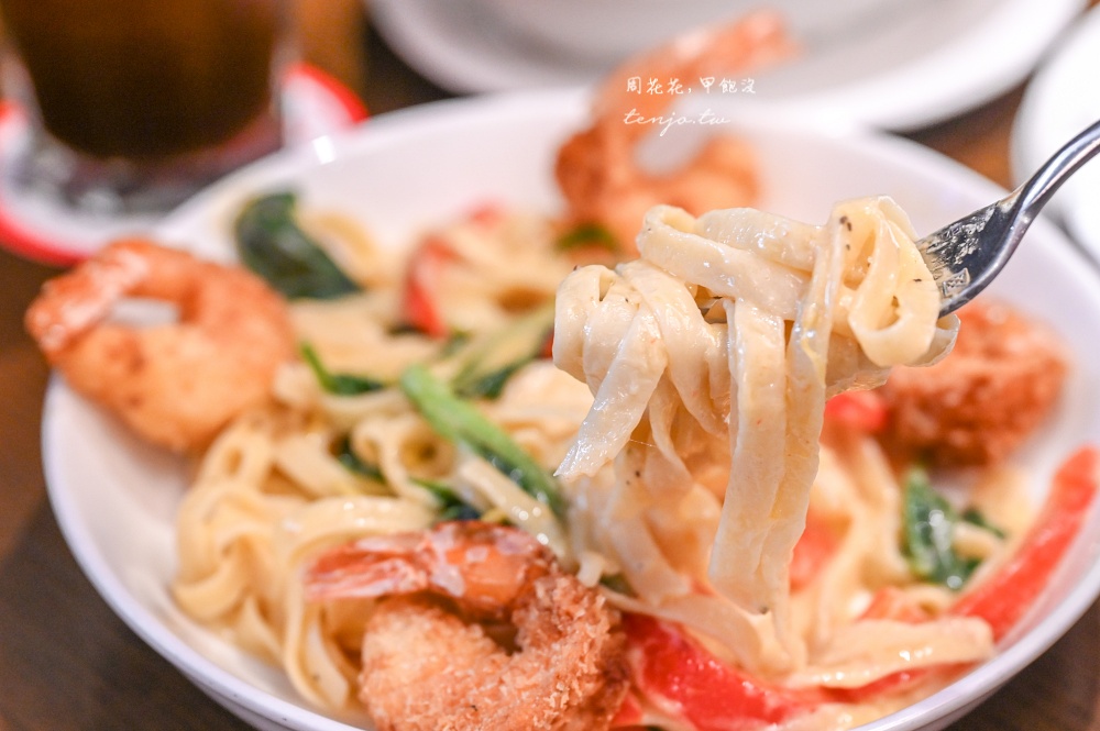 【西門町美食】TGI FRIDAYS 星期五美式餐廳 台北商業午餐推薦!290元起飲料喝到飽 【西門町美食】TGI FRIDAYS 星期五美式餐廳 台北商業午餐推薦!290元起飲料喝到飽