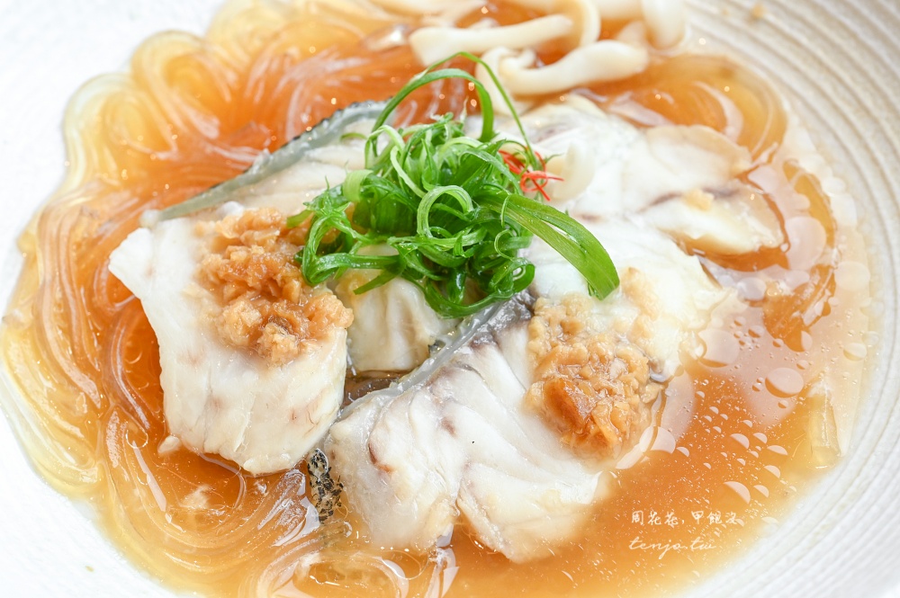 【台北大巨蛋美食餐廳】頂鮮台南擔仔麵 傳承一甲子好味道推薦!台灣極致海鮮料理饗宴 【台北大巨蛋美食餐廳】頂鮮台南擔仔麵 傳承一甲子好味道推薦!台灣極致海鮮料理饗宴