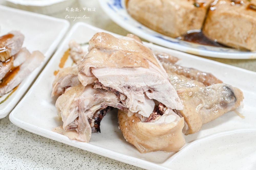 【坪林美食餐廳】梅春公路飯店 胡瓜推薦平價美食!菜單熱炒超下飯內用白飯湯品吃到飽 【坪林美食餐廳】梅春公路飯店 胡瓜推薦平價美食!菜單熱炒超下飯內用白飯湯品吃到飽