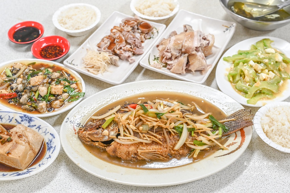 即時熱門文章：【坪林美食餐廳】梅春公路飯店 胡瓜推薦平價美食！菜單熱炒超下飯內用白飯湯品吃到飽
