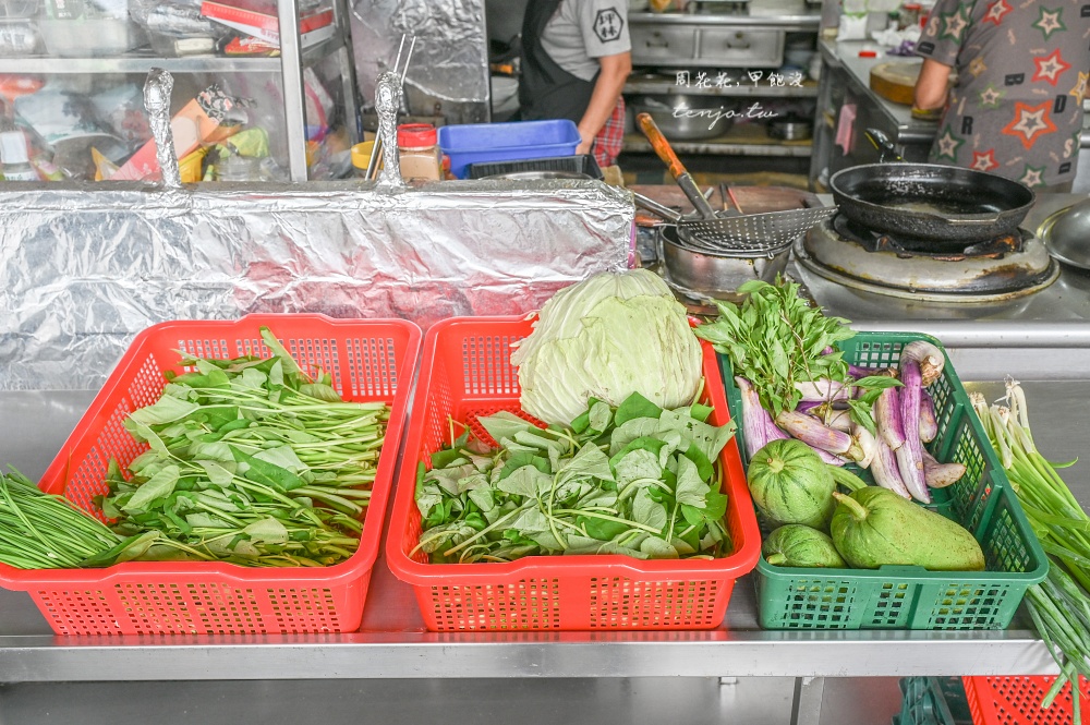【坪林美食伴手禮】德志茶園 40年老茶舖手工茶粿!500甜美食節目推薦坪林老街必吃美食 【坪林美食伴手禮】德志茶園 40年老茶舖手工茶粿!500甜美食節目推薦坪林老街必吃美食