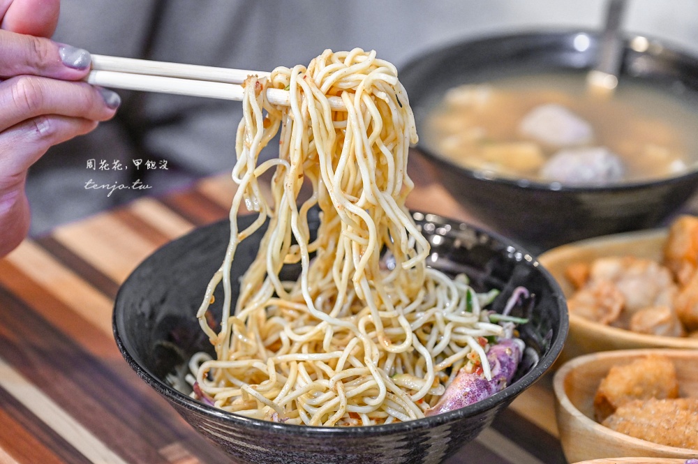 【中和美食小吃】賴桑透抽蚵仔麵線中和店 菜單新推出孤軍涼麵!搭配小卷雞排都對味 【中和美食小吃】賴桑透抽蚵仔麵線中和店 菜單新推出孤軍涼麵!搭配小卷雞排都對味