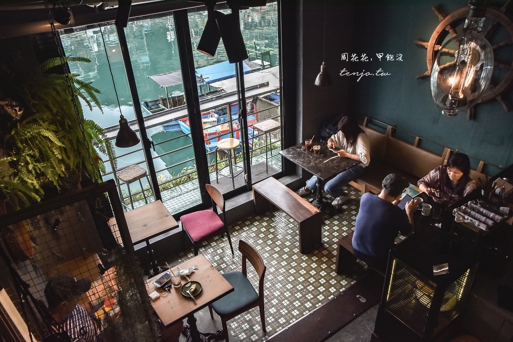 【基隆咖啡】圖們咖啡 tuman café 正濱漁港咖啡廳推薦！在老宅海景景觀座位看海喝咖啡