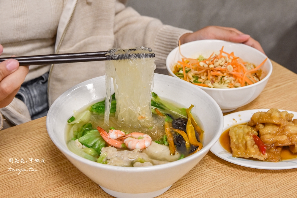 即時熱門文章：【宜蘭礁溪美食】玉仁八寶冬粉1號店 台灣百大小吃推薦名店！近30年老店有免費停車場