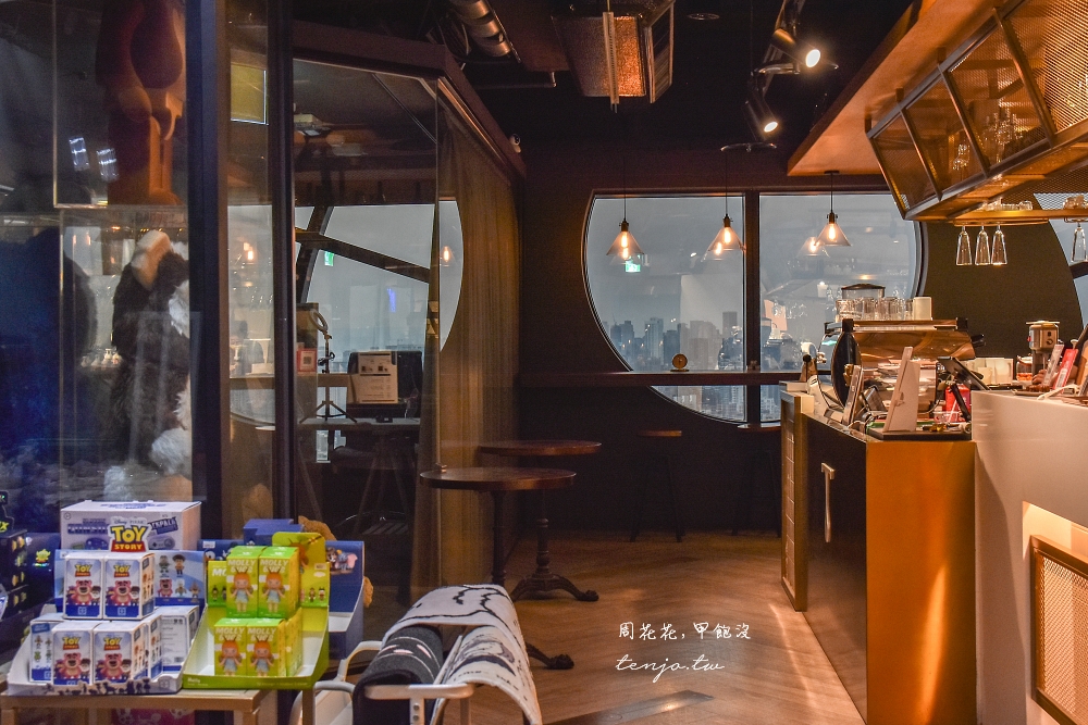 【台中南區】咖啡任務總部 36樓台中夜景咖啡廳推薦！景觀超棒約會浪漫咖啡好喝又平價