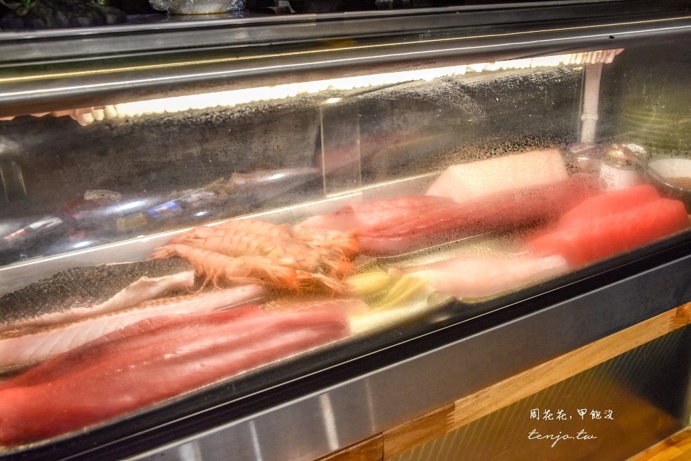 【板橋日本料理】封鮨食堂 菜單平價菜色選擇多！生魚片海鮮丼飯老闆每天到市場挑漁貨